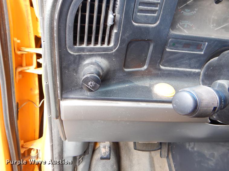 image for item EI9119 1994 Ford Econoline E350 school bus