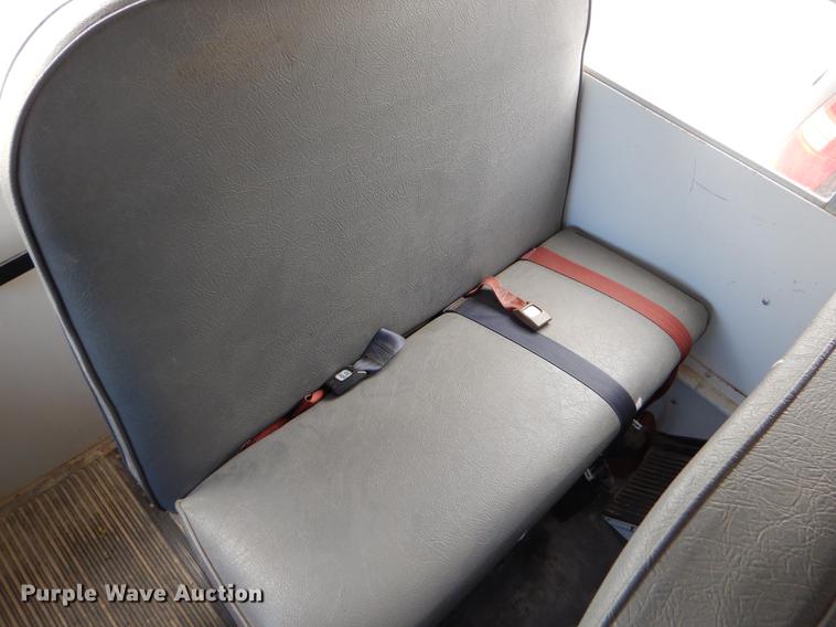 image for item EI9119 1994 Ford Econoline E350 school bus