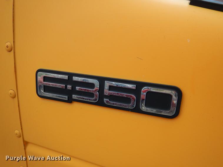 image for item EI9119 1994 Ford Econoline E350 school bus