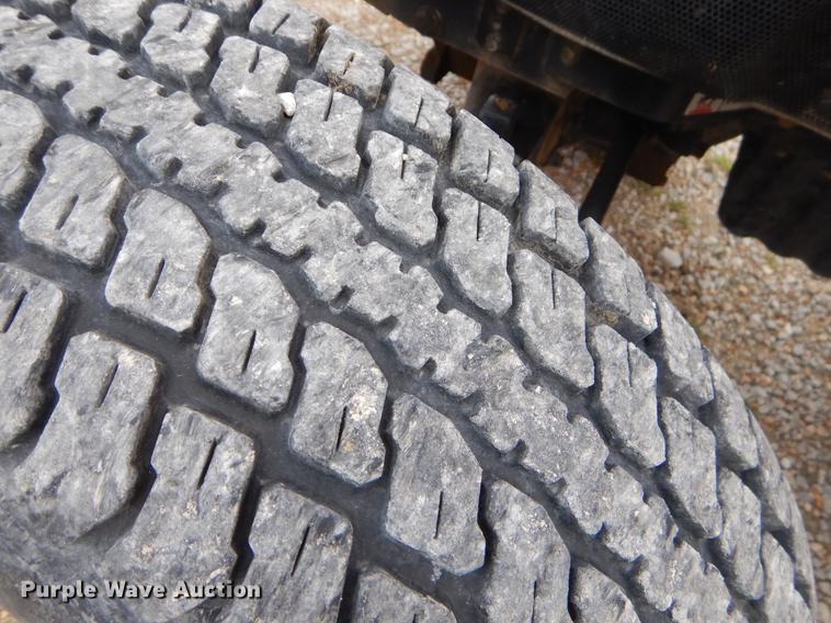 image for item EI9120 Massey Ferguson 1260 MFWD tractor