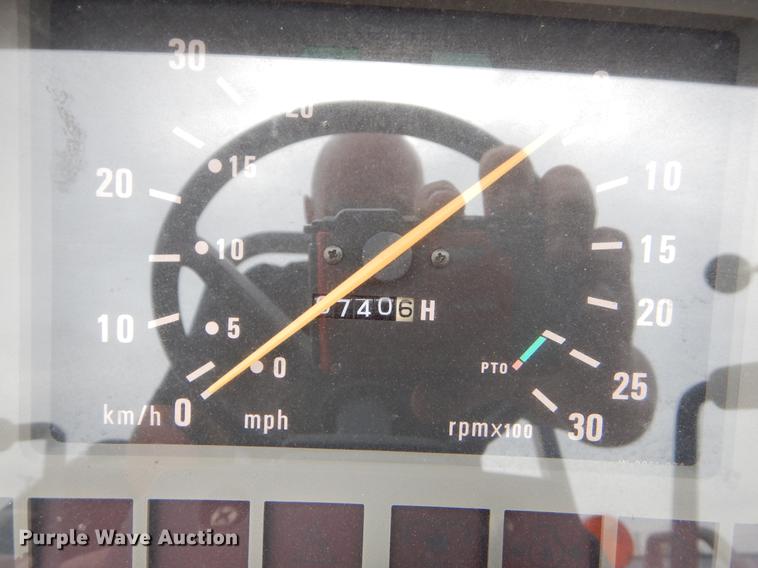 image for item EI9120 Massey Ferguson 1260 MFWD tractor