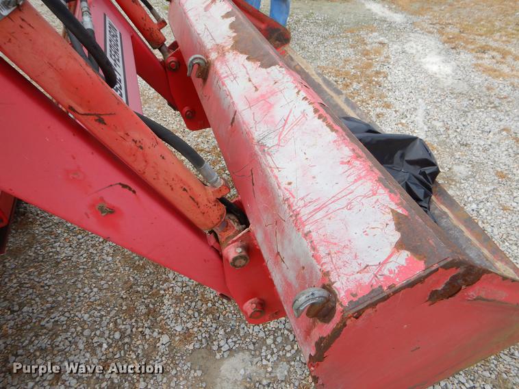 image for item EI9120 Massey Ferguson 1260 MFWD tractor