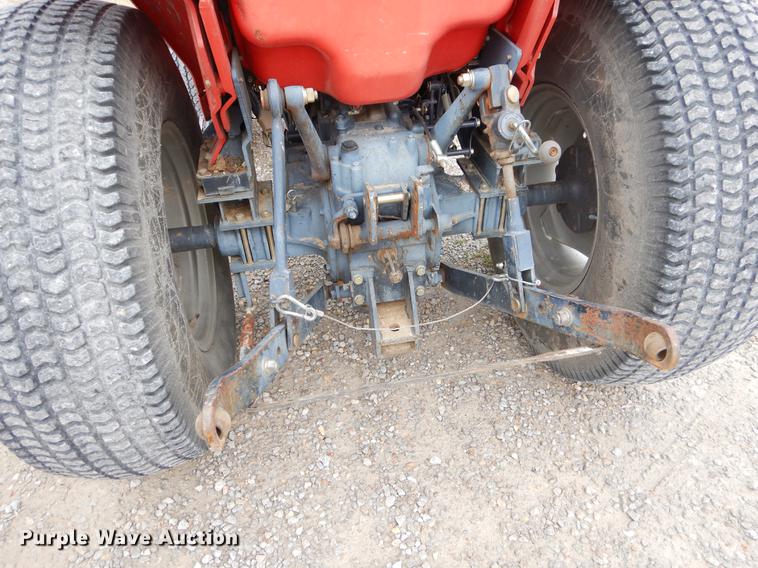 image for item EI9120 Massey Ferguson 1260 MFWD tractor