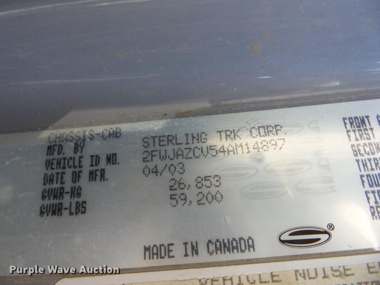 image for item EI9754 2004 Sterling L9500 semi truck