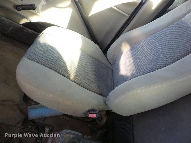 image for item EI9754 2004 Sterling L9500 semi truck