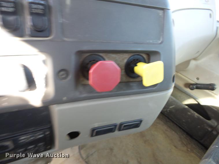 image for item EI9754 2004 Sterling L9500 semi truck