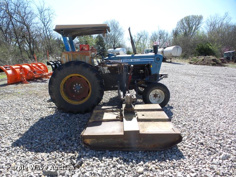 image for item EI9802 Ford 7600 tractor