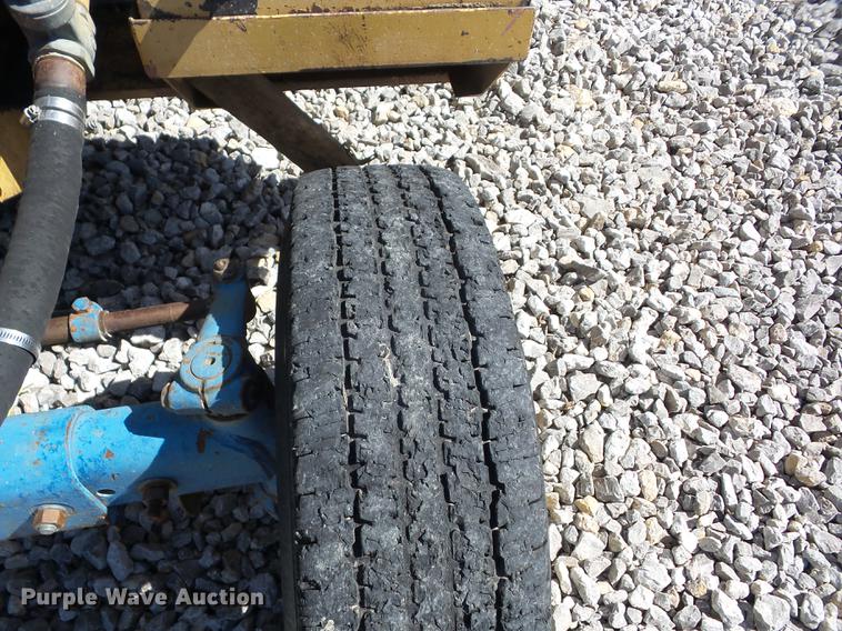 image for item EI9802 Ford 7600 tractor