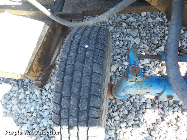 image for item EI9802 Ford 7600 tractor