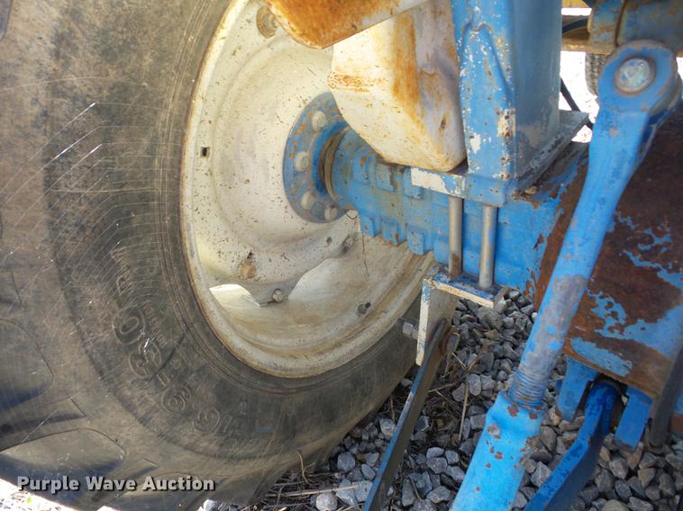 image for item EI9802 Ford 7600 tractor