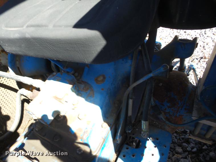 image for item EI9802 Ford 7600 tractor