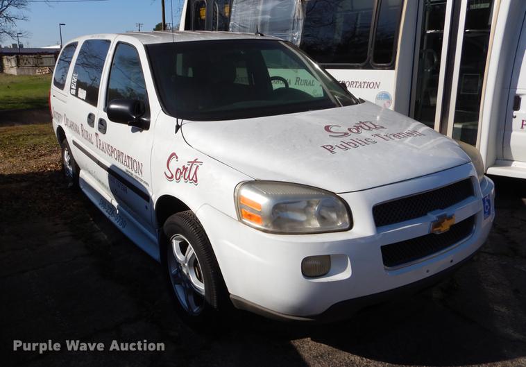 image for item EJ9857 2007 Chevrolet Uplander handicap accessible van