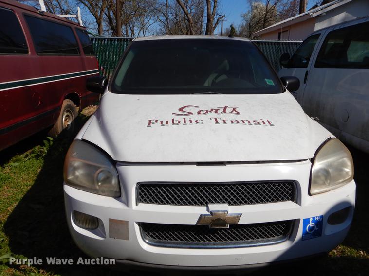 image for item EJ9863 2007 Chevrolet Uplander handicap accessible van