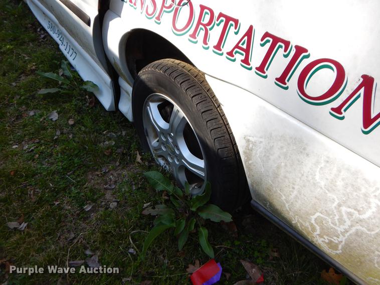 image for item EJ9863 2007 Chevrolet Uplander handicap accessible van