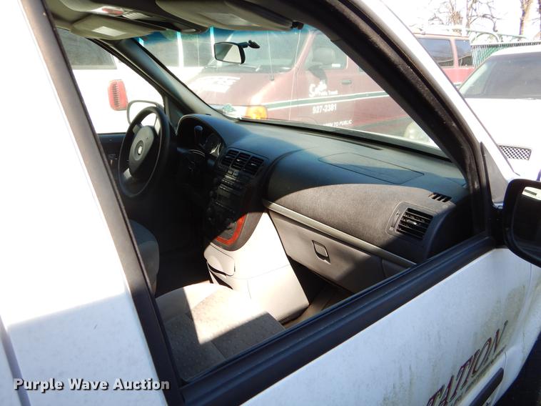 image for item EJ9864 2007 Chevrolet Uplander handicap accessible van