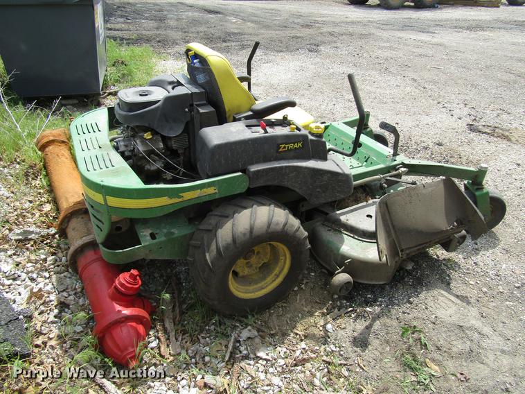 image for item EO9005 2003 John Deere Ztrak 777 ZTR lawn mower