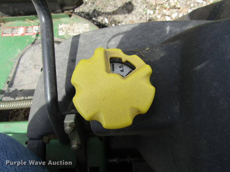 image for item EO9005 2003 John Deere Ztrak 777 ZTR lawn mower