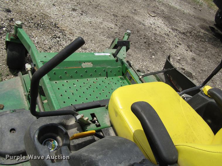 image for item EO9005 2003 John Deere Ztrak 777 ZTR lawn mower