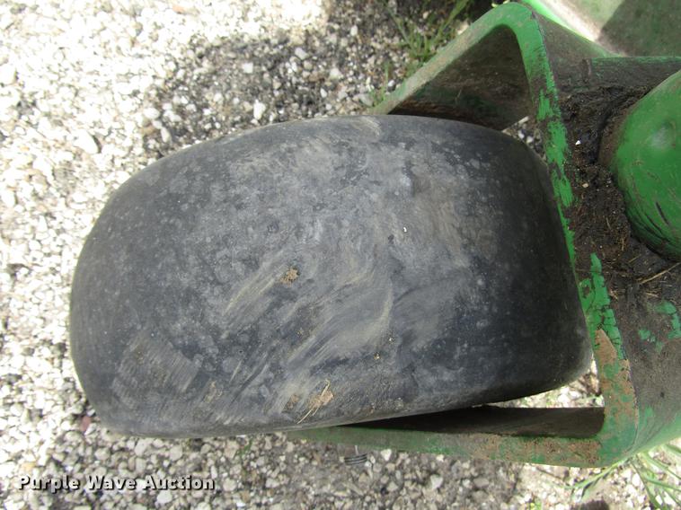 image for item EO9005 2003 John Deere Ztrak 777 ZTR lawn mower