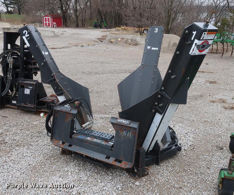 image for item EP9263 Bobcat TS36M skid steer tree spade