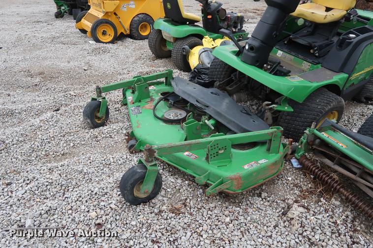 image for item EP9264 (4) John Deere lawn mowers