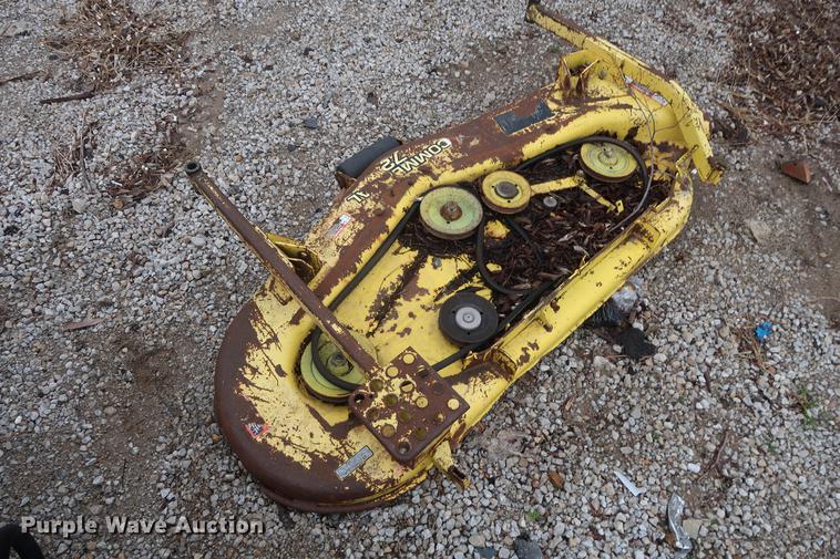 image for item EP9264 (4) John Deere lawn mowers