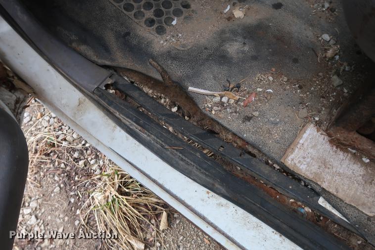 image for item EP9266 1998 Dodge Ram 1500 pickup truck