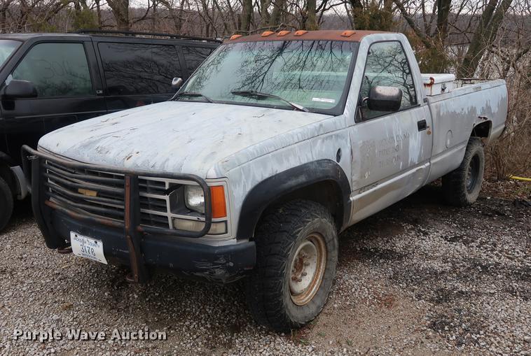 image for item EP9273 1991 Chevrolet 2500 pickup truck