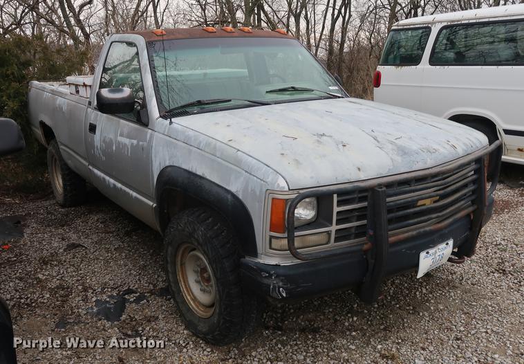 image for item EP9273 1991 Chevrolet 2500 pickup truck