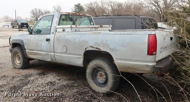 image for item EP9273 1991 Chevrolet 2500 pickup truck
