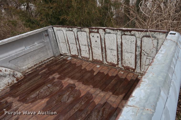 image for item EP9273 1991 Chevrolet 2500 pickup truck