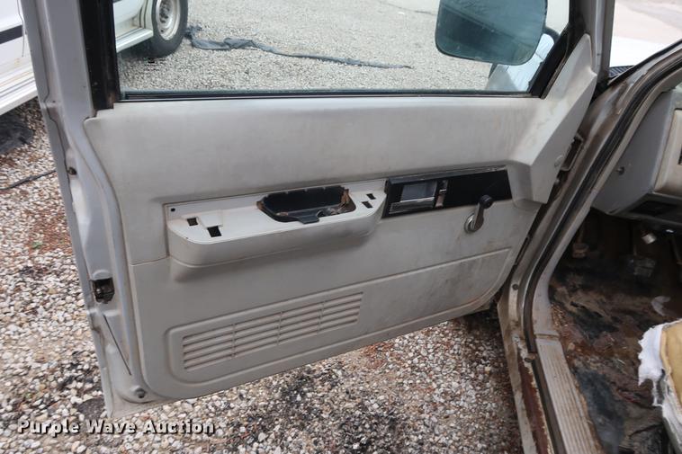 image for item EP9273 1991 Chevrolet 2500 pickup truck