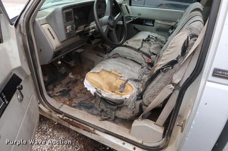 image for item EP9273 1991 Chevrolet 2500 pickup truck