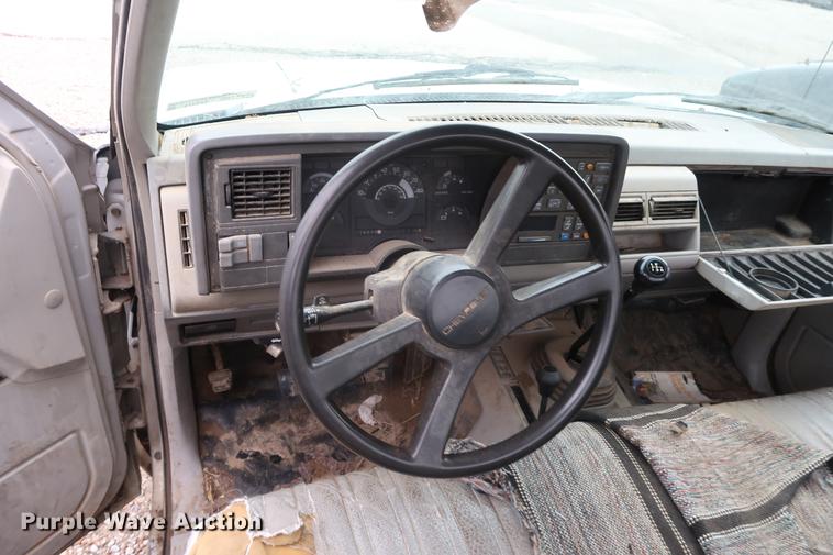 image for item EP9273 1991 Chevrolet 2500 pickup truck
