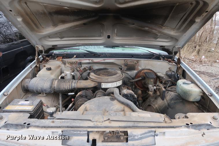 image for item EP9273 1991 Chevrolet 2500 pickup truck