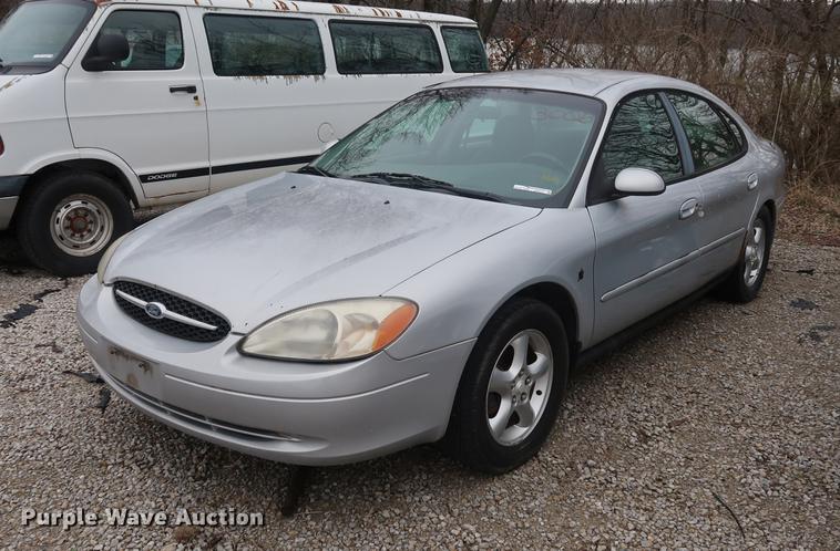 image for item EP9275 2000 Ford Taurus SE