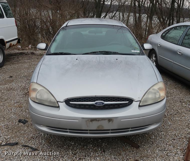 image for item EP9275 2000 Ford Taurus SE