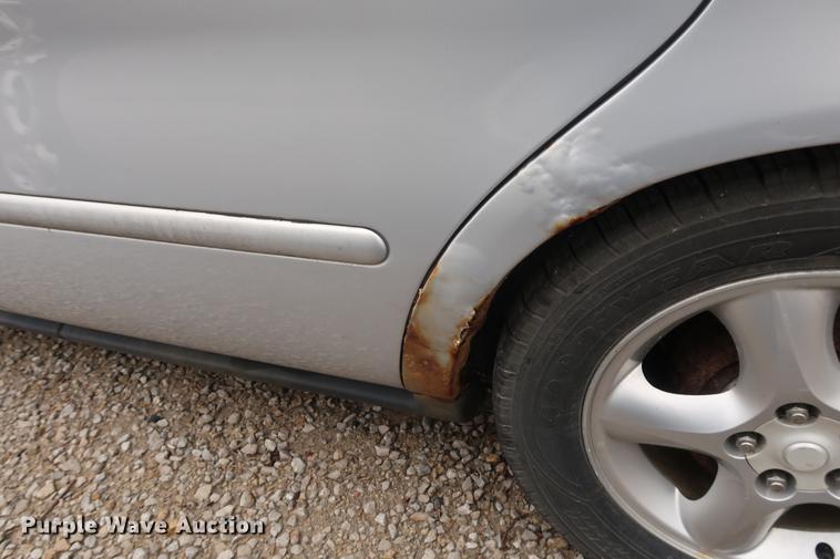 image for item EP9275 2000 Ford Taurus SE