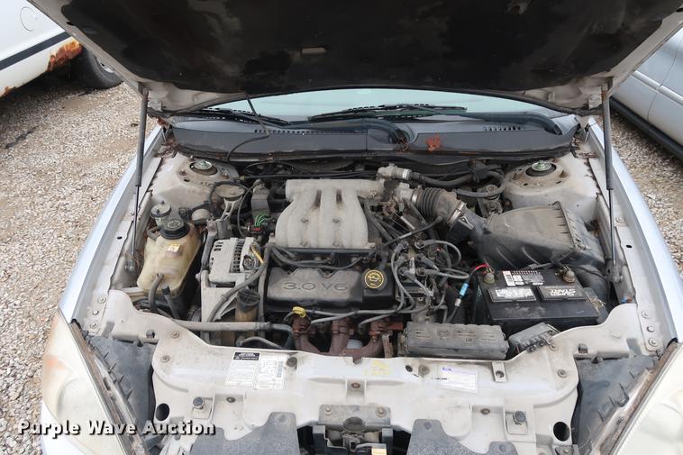 image for item EP9275 2000 Ford Taurus SE