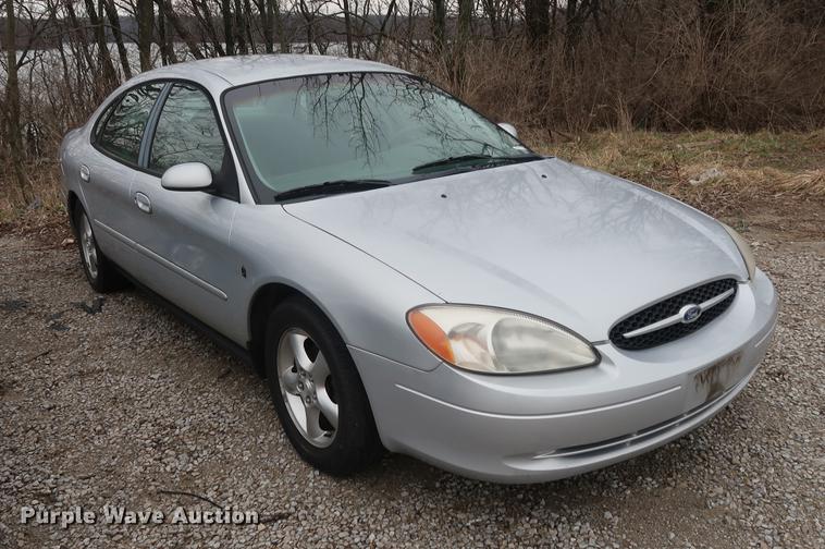 image for item EP9276 2000 Ford Taurus SE