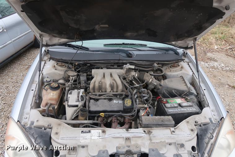 image for item EP9276 2000 Ford Taurus SE