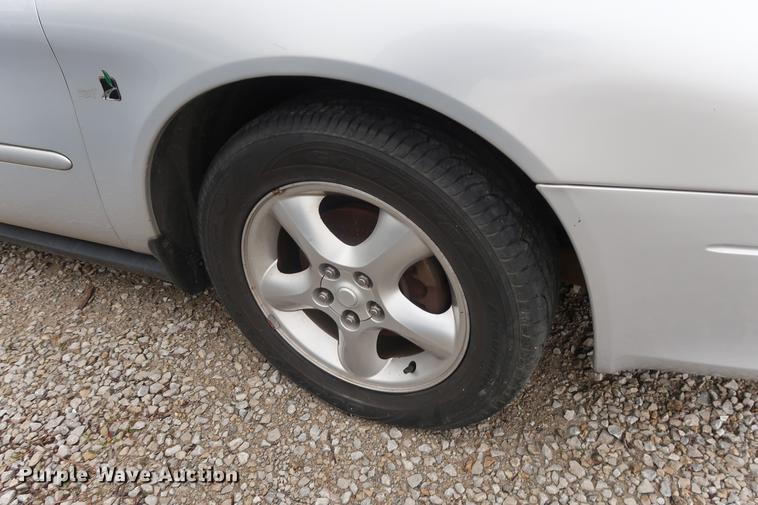 image for item EP9276 2000 Ford Taurus SE