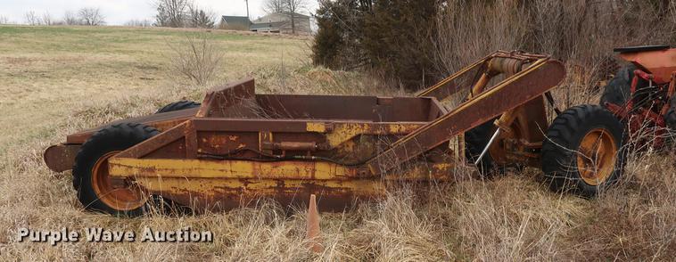 image for item EP9282 1977 Soil Mover scraper