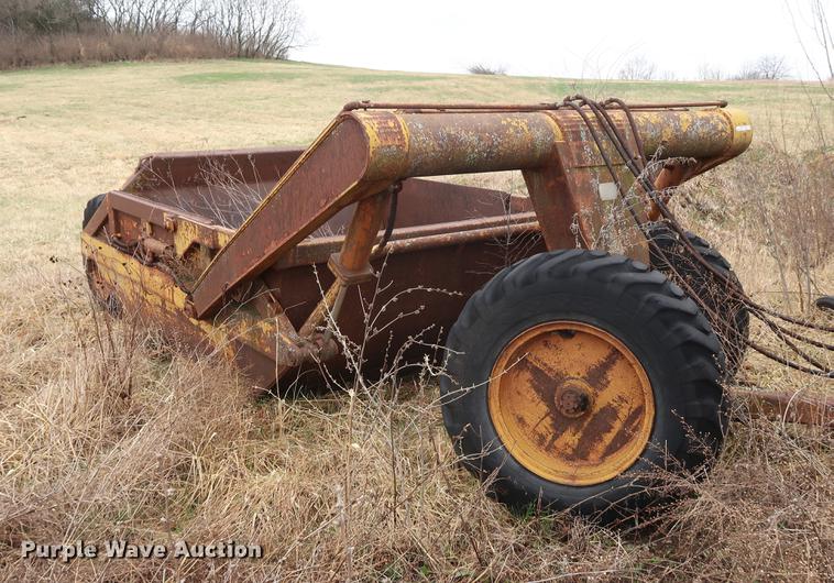 image for item EP9282 1977 Soil Mover scraper