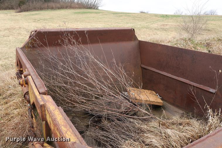 image for item EP9282 1977 Soil Mover scraper