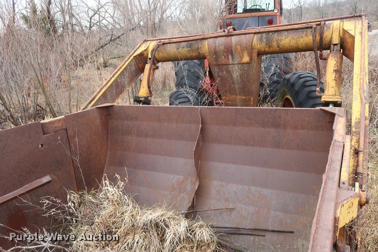 image for item EP9282 1977 Soil Mover scraper