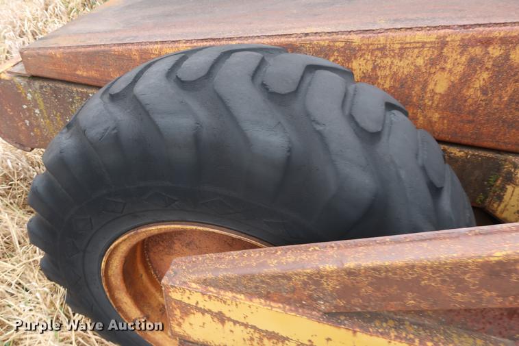 image for item EP9282 1977 Soil Mover scraper