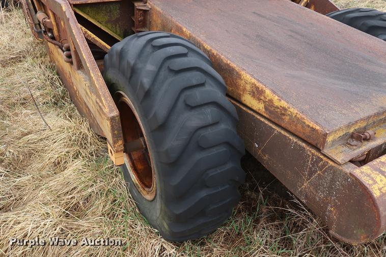 image for item EP9282 1977 Soil Mover scraper