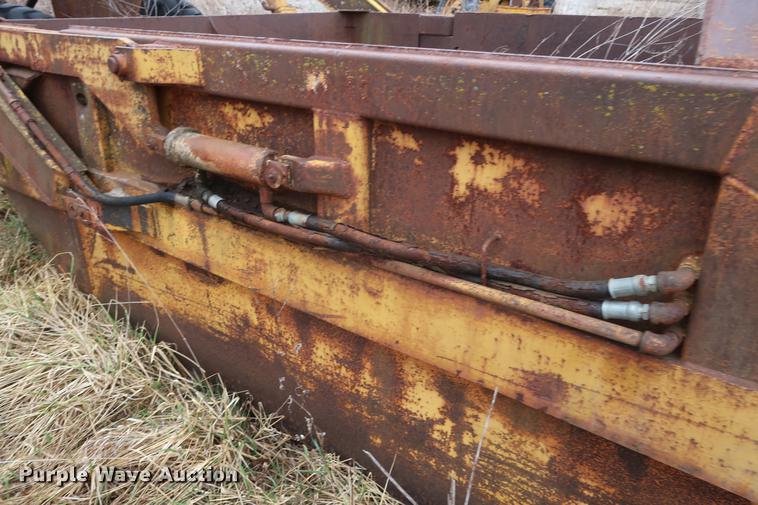 image for item EP9282 1977 Soil Mover scraper