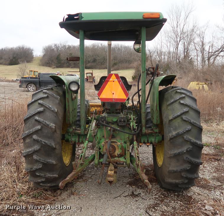 image for item EP9283 John Deere 2350 MFWD tractor